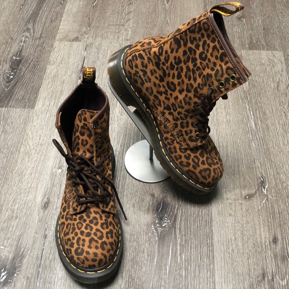 Dr Martens Leopard Print Suede NWOT Tan/Black